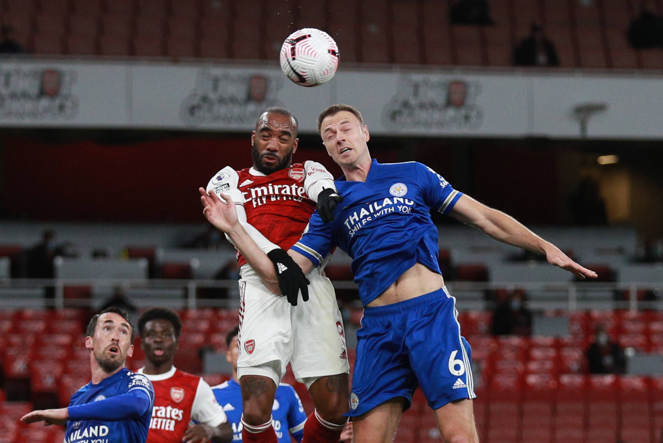 斯劳以4 斯劳以4