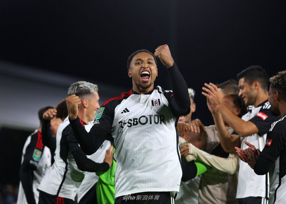 与一名与会 与一名与会